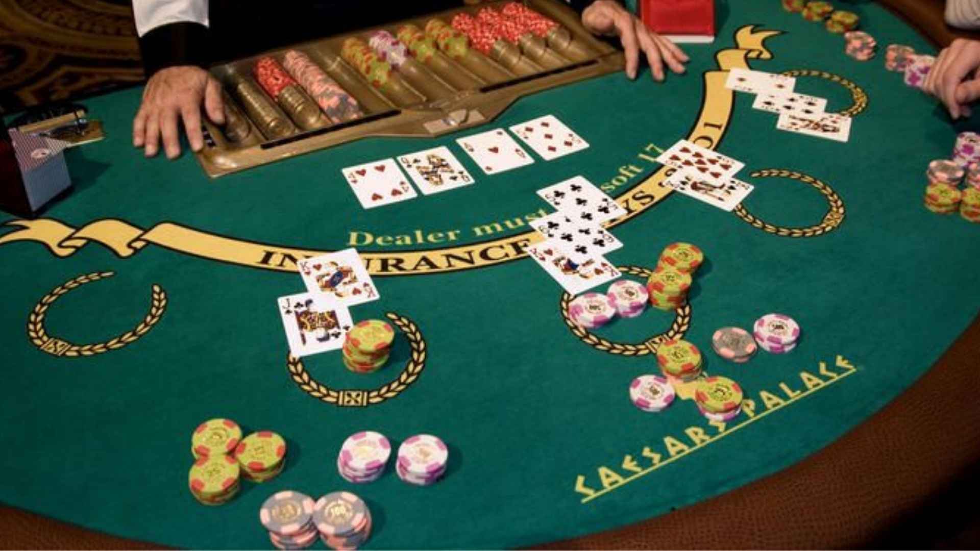 How Luxury Service Enhances Every Baccarat Hand